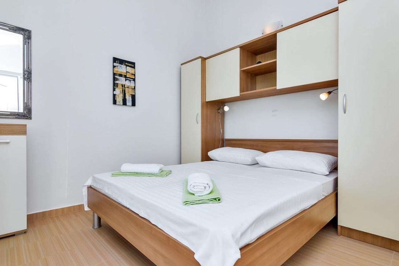 Holiday Home Colla Tučepi エクステリア 写真